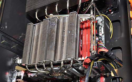 画像ギャラリー No.015のサムネイル画像 / ［COMPUTEX］Thermalright，冷却性能徹底重視のPCケースや，ケースファン前提のファンレス大型GPUクーラーなどを公開し，順次出荷へ