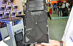 画像ギャラリー No.007のサムネイル画像 / ［COMPUTEX］Antec，59ドルのエントリーゲーマー向けPCケース「Two Hundred」