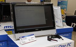 画像ギャラリー No.015のサムネイル画像 / ［COMPUTEX］今度こそ発売なるか？ MSI，ノートPC向け“グラフィックス拡張ボックス”など，COMPUTEXで公開の新製品を披露
