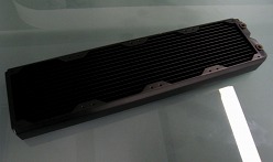 画像ギャラリー No.018のサムネイル画像 / ［COMPUTEX］SilverStone，ゲーマー向けPCケース「Raven」の第3弾に，フラグシップ＆“米びつ”PCケースを公開