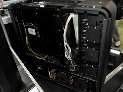 画像ギャラリー No.019のサムネイル画像 / ［COMPUTEX］SilverStone，ゲーマー向けPCケース「Raven」の第3弾に，フラグシップ＆“米びつ”PCケースを公開