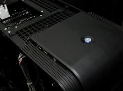 画像ギャラリー No.022のサムネイル画像 / ［COMPUTEX］SilverStone，ゲーマー向けPCケース「Raven」の第3弾に，フラグシップ＆“米びつ”PCケースを公開