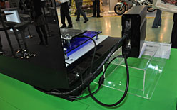 画像ギャラリー No.038のサムネイル画像 / ［COMPUTEX］ワイヤレスディスプレイ，超ハイエンドシステム，スピーカー，変わり種グラフィックスカードなどなど