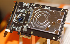 画像ギャラリー No.010のサムネイル画像 / ［COMPUTEX］OCZ，プラットフォームもOSも問わないSSD＋HDDのハイブリッド製品「Revo Hybrid」を発表