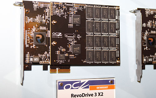 画像ギャラリー No.013のサムネイル画像 / ［COMPUTEX］OCZ，プラットフォームもOSも問わないSSD＋HDDのハイブリッド製品「Revo Hybrid」を発表