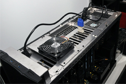 画像ギャラリー No.006のサムネイル画像 / ［COMPUTEX］SilverStoneは今年もPCケースの新作を大量展示。2スロット仕様のカード×6を搭載可能な大型タワーや，拡張性重視のデスクトップなど