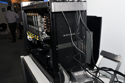 画像ギャラリー No.013のサムネイル画像 / ［COMPUTEX］SilverStoneは今年もPCケースの新作を大量展示。2スロット仕様のカード×6を搭載可能な大型タワーや，拡張性重視のデスクトップなど
