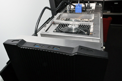 画像ギャラリー No.014のサムネイル画像 / ［COMPUTEX］SilverStoneは今年もPCケースの新作を大量展示。2スロット仕様のカード×6を搭載可能な大型タワーや，拡張性重視のデスクトップなど