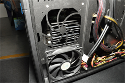 画像ギャラリー No.028のサムネイル画像 / ［COMPUTEX］SilverStoneは今年もPCケースの新作を大量展示。2スロット仕様のカード×6を搭載可能な大型タワーや，拡張性重視のデスクトップなど
