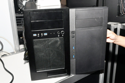 画像ギャラリー No.037のサムネイル画像 / ［COMPUTEX］SilverStoneは今年もPCケースの新作を大量展示。2スロット仕様のカード×6を搭載可能な大型タワーや，拡張性重視のデスクトップなど