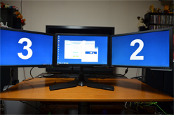 画像ギャラリー No.025のサムネイル画像 / XFXブランドの3画面ディスプレイスタンド「XFX Triple Display Monitor Stand」を組み立ててみた
