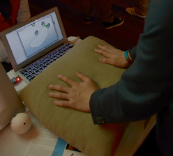 画像ギャラリー No.019のサムネイル画像 / ［SIGGRAPH］「Emerging Technologies」展示セクションレポート（4） iOS対応の3Dスキャナや“未来のベイブレード!?”などが登場