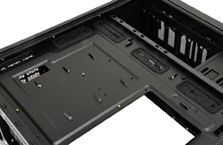 画像ギャラリー No.010のサムネイル画像 / XL-ATXフォームファクタに対応したAntec製のゲーマー向けPCケース「Eleven Hundred」が発売に