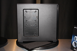 画像ギャラリー No.001のサムネイル画像 / 高機能PCケース最新事情。内部パーツに見合うべく，拡張性や冷却性能がさらに進化
