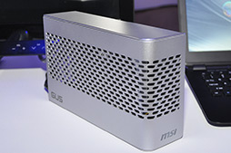 画像ギャラリー No.003のサムネイル画像 / ［COMPUTEX］MSIの外付けグラフィックスボックス「GUS」，Thunderbolt対応版の動作デモが行われる