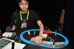 画像ギャラリー No.008のサムネイル画像 / ［SIGGRAPH］骨組みなしのぬいぐるみが動く!? 最新技術が披露される「Emerging Technologies」展示セクションレポート（1）
