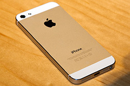 画像ギャラリー No.004のサムネイル画像 / Apple,「iPhone 5」を日本国内で披露。実機をフォトレポート形式でお届け