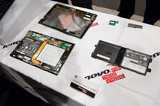 画像ギャラリー No.027のサムネイル画像 / Lenovo,Windows 8タブレット「ThinkPad Tablet 2」を解説。「Atom Z2760」搭載で軽量・薄型を実現