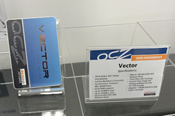 画像ギャラリー No.005のサムネイル画像 / OCZ,“オール自社設計”のSSD「Vector」を解説。ランダムアクセス性能と継続書き込み性能の高さを強調