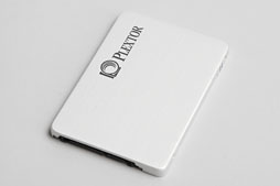 画像ギャラリー No.023のサムネイル画像 / 2012年冬版,ゲーマーのためのSSD購入ガイド。技術解説を交えつつ,全9モデルを横並びで比較する