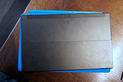 画像ギャラリー No.011のサムネイル画像 / Microsoft製のタブレット「Surface RT」が国内発売。あえてゲーマー視点での使い道を考えてみた