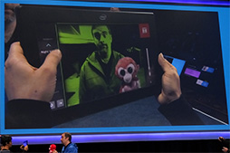 画像ギャラリー No.007のサムネイル画像 / ［CES 2014］Intel，ノートPCに内蔵できるKinect風の3Dカメラ「RealSense 3D camera」を発表