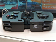 画像ギャラリー No.005のサムネイル画像 / ［TGS 2014］「のび〜るコントローラー NOBI-CON」は，縦画面/横画面どちらにも対応できるスマホ対応ゲームパッドだ