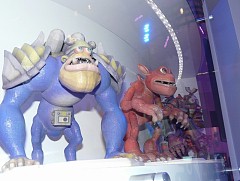 画像ギャラリー No.008のサムネイル画像 / ［E3 2008＃09］ウィル・ライトの新作ゴッドゲーム「Spore」は神をも超えた!?