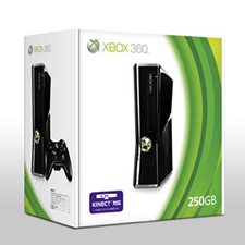 画像ギャラリー No.002のサムネイル画像 / コンパクトになり省電力化が図られた新型「Xbox 360」，日本国内では6月24日に発売。同色のアクセサリー4種も同日発売。既存モデルは値下げに