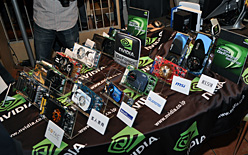 画像ギャラリー No.022のサムネイル画像 / NVIDIA,秋葉原のユーザー向けイベントで「GeForce 3D Vision」「PhysX」などをアピール