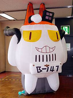 画像ギャラリー No.005のサムネイル画像 / アットホームな「Qonline Fiesta 2013」のイベント内容をレポート。「XenepicOnline Revo」の座談会では厳しい意見が出る一幕も
