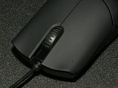 画像ギャラリー No.004のサムネイル画像 / 3ボタン仕様のゲーマー向けマウス「Razer Salmosa」,重量は90gに。GIGABYTEとASUSはゲーマー向けキーボードを公開