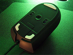 画像ギャラリー No.005のサムネイル画像 / 3ボタン仕様のゲーマー向けマウス「Razer Salmosa」,重量は90gに。GIGABYTEとASUSはゲーマー向けキーボードを公開