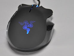 画像ギャラリー No.014のサムネイル画像 / 左サイド12ボタン仕様の“MMO専用”マウス,「Razer Naga」レビュー。本機,イロモノに非ず