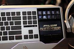 画像ギャラリー No.005のサムネイル画像 / ［E3 2011］Razerから「Star Wars: The Old Republic」とのタイアップ製品が登場。Star Wars仕様のマウスやキーボードを撮影してきた