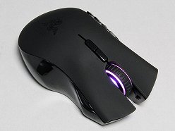画像ギャラリー No.023のサムネイル画像 / 「MMO向けマウス」はワイヤレス＆ワイヤード接続両対応化でどう変わったか。「Razer Naga Epic」レビュー