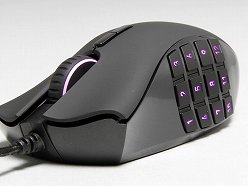 画像ギャラリー No.046のサムネイル画像 / 「MMO向けマウス」はワイヤレス＆ワイヤード接続両対応化でどう変わったか。「Razer Naga Epic」レビュー