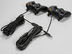 画像ギャラリー No.004のサムネイル画像 / Razerの初のゲームパッド「Razer Onza Tournament Edition」レビュー。Xbox 360純正パッドからの乗り換え候補になり得る