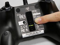 画像ギャラリー No.022のサムネイル画像 / Razerの初のゲームパッド「Razer Onza Tournament Edition」レビュー。Xbox 360純正パッドからの乗り換え候補になり得る
