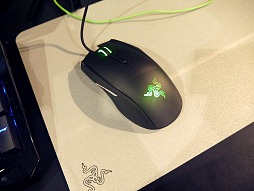 画像ギャラリー No.013のサムネイル画像 / ［E3 2012］Razerブースに新作マウス「Razer Taipan」と「MechWarrior Online」専用コントローラが出展