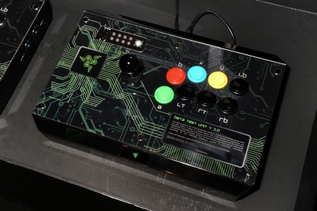 画像ギャラリー No.007のサムネイル画像 / アーケードスティックの新星,RazerのXbox 360用アーケードスティックはいかにして生まれ,どこを目指すのか。Razerの担当者に聞いてみた