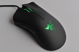 画像ギャラリー No.003のサムネイル画像 / 「Razer DeathAdder 2013」レビュー。光学センサーが変わった「だけ」じゃない最新モデルをチェックする