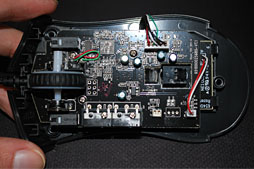画像ギャラリー No.018のサムネイル画像 / 「Razer DeathAdder 2013」レビュー。光学センサーが変わった「だけ」じゃない最新モデルをチェックする