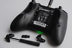 画像ギャラリー No.016のサムネイル画像 / Razer,Xbox 360&PC向けの多ボタン&高機能ゲームパッド「Sabertooth」を発表。さっそく使ってみた