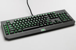 画像ギャラリー No.001のサムネイル画像 / 「Razer BlackWidow Ultimate 2013」を試す。青軸採用のゲーマー向けキーボードは,2013年モデルで何が変わったか
