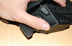 画像ギャラリー No.020のサムネイル画像 / 左手用キーパッドの新顔「Razer Orbweaver」レビュー。Razerらしいデザインに一新され，カスタマイズ性も高く