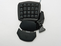 画像ギャラリー No.023のサムネイル画像 / 左手用キーパッドの新顔「Razer Orbweaver」レビュー。Razerらしいデザインに一新され，カスタマイズ性も高く