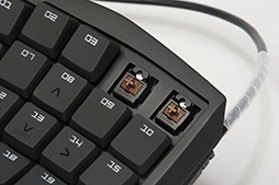 画像ギャラリー No.004のサムネイル画像 / 「Cherry茶軸版Razer Orbweaver」こと「Stealth Edition」の静音性とタイプ感をチェックしてみた