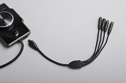 画像ギャラリー No.023のサムネイル画像 / アナログ接続のリアル7.1chサラウンドヘッドセット「Razer Tiamat 7.1」レビュー。その完成度と「使い方」を明らかにする