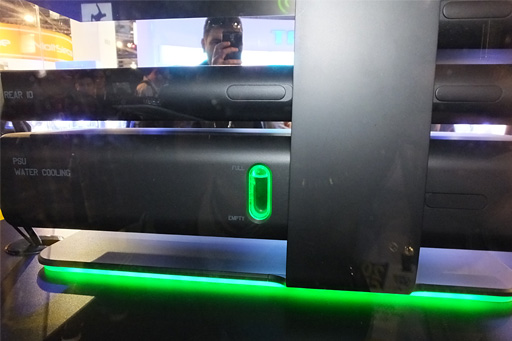 画像ギャラリー No.011のサムネイル画像 / ［CES 2014］これがゲームPCの未来形!? Razer，フルモジュラー型デスクトップPCのコンセプトを披露